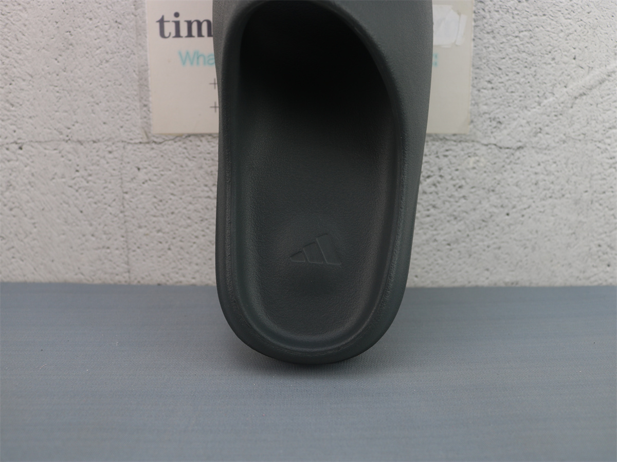 Free Shipping Yeezy Slide Granite ID4132